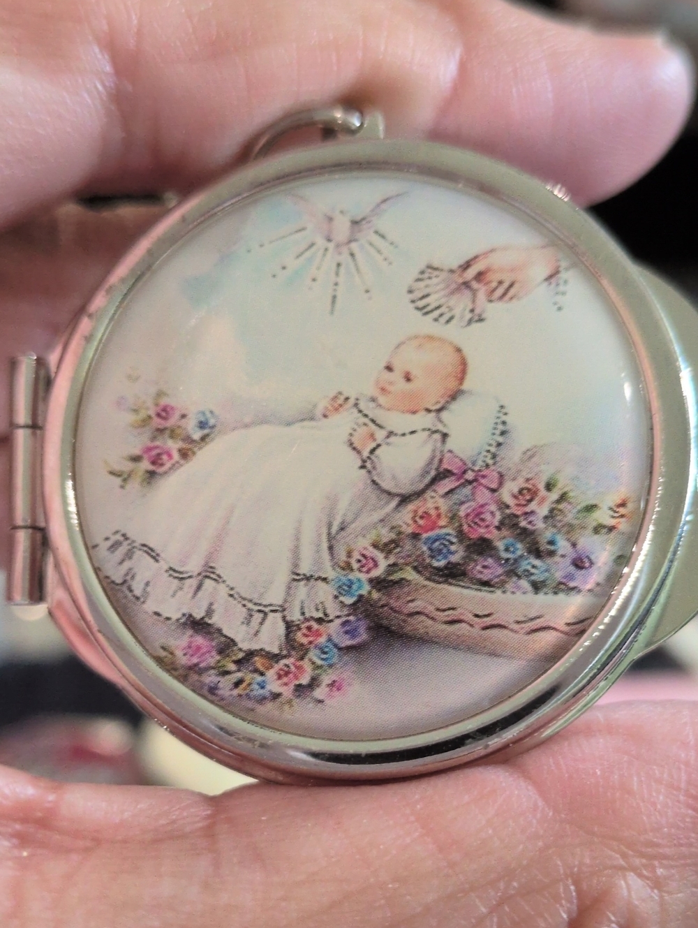 Vintage-Inspired Baby Photo Compact Mirror - White & Pastel Floral Key Chain